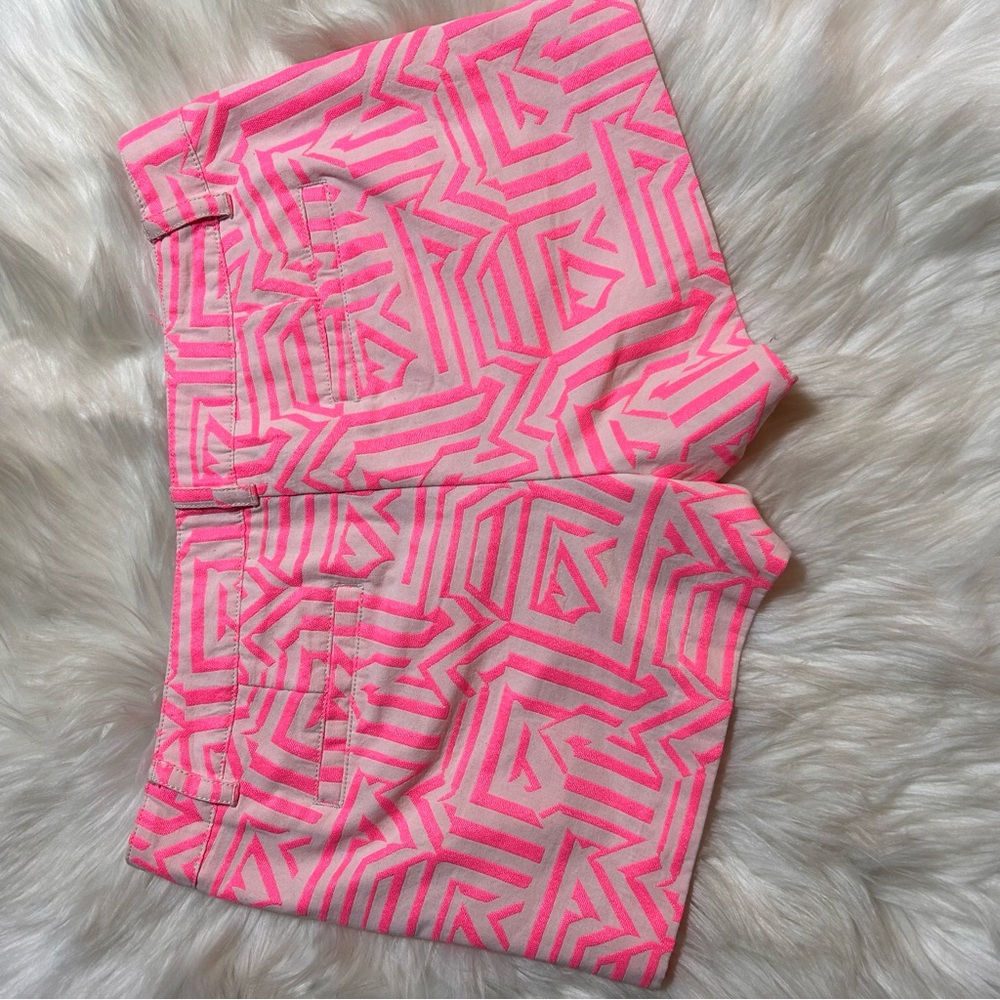 #0236 J. Crew Pink Bermuda Shorts with Geometric Design - Picture 6 of 6
